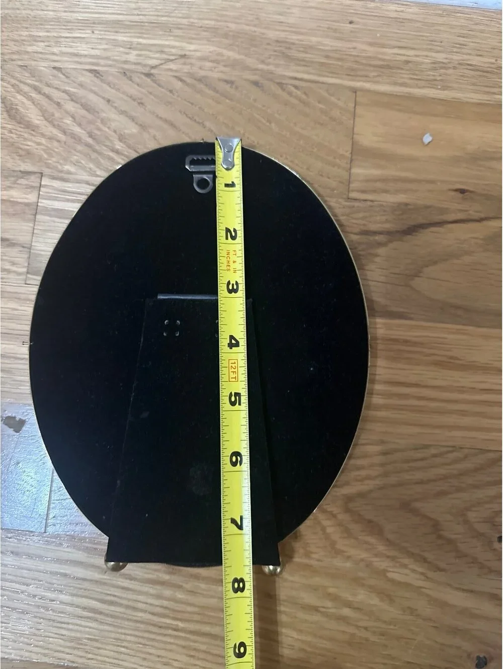 N/A oval picture